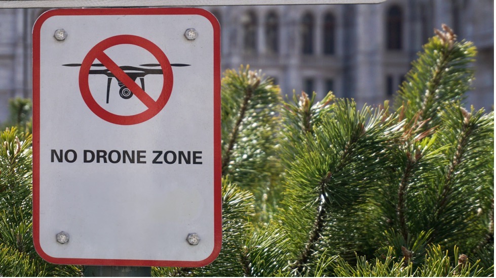 When Can Your Business Use the FAA “No Drone Zone” Sign?